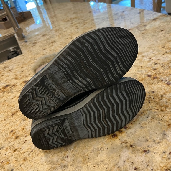 Sorel Joan of Arc Boots - Picture 4 of 5